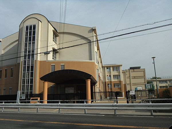 久世小学校