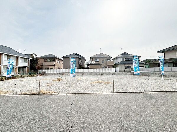 外観：327002173084