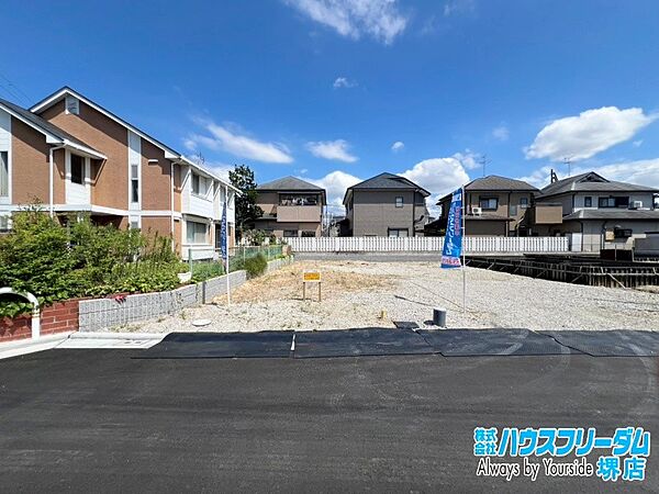 小・中学校徒歩圏内で小さなお子様も安心！