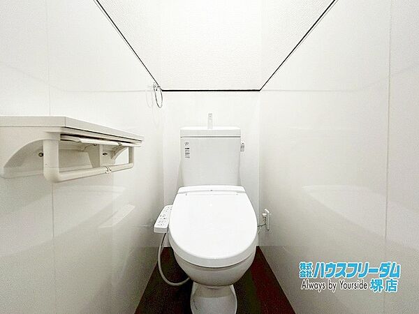 清潔感のあるトイレです♪
