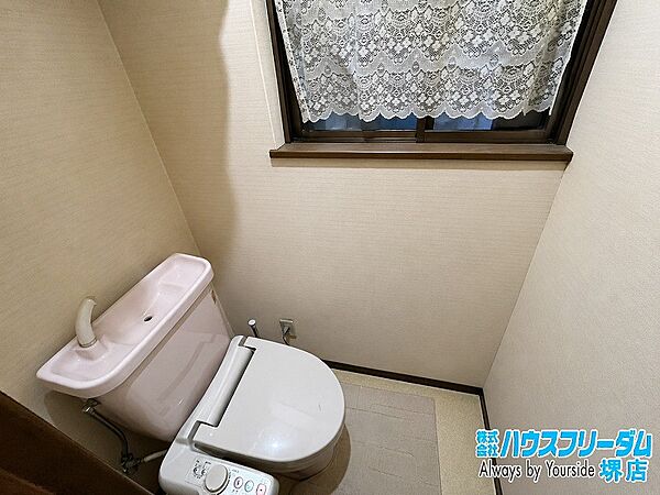 綺麗にお使いのトイレです♪