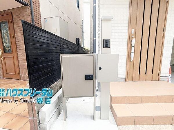玄関の外観写真です♪