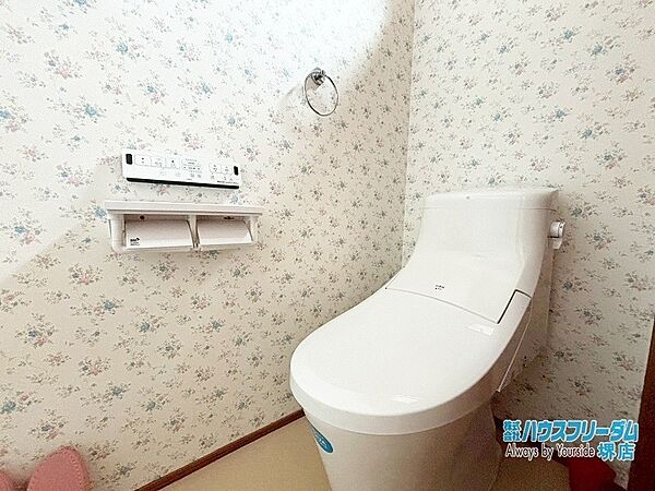 清潔感のあるトイレです♪