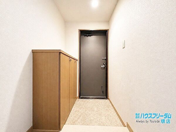 シューズBOXつきで玄関をスッキリできます♪