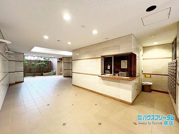 高級感のあるキレイなエントランスです！