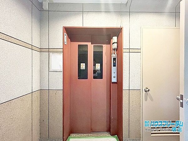 エレベーターがございます。