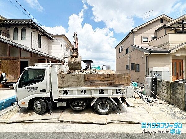 南向きで日当たり良好な現地です。