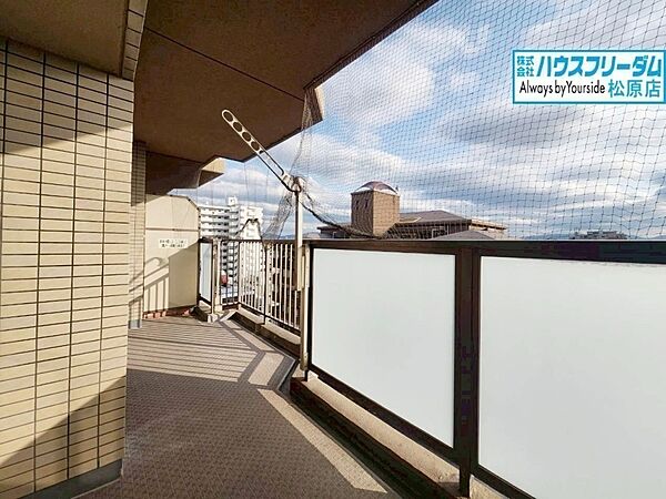 南向きで日当たり良好♪心地良い風が入り込みます。