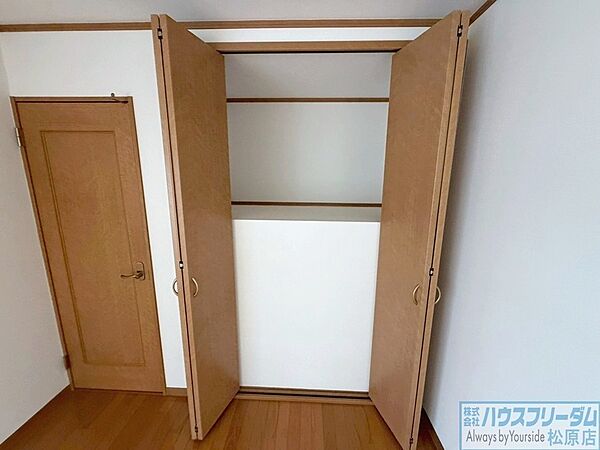 洋室3の収納はこちら♪