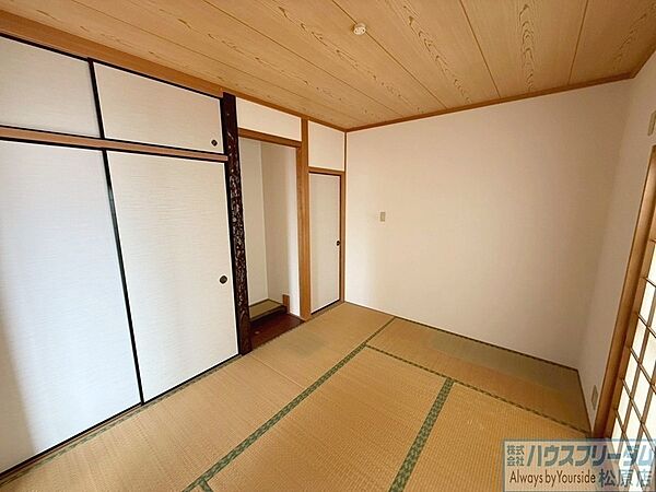1階6帖和室を別角度から♪