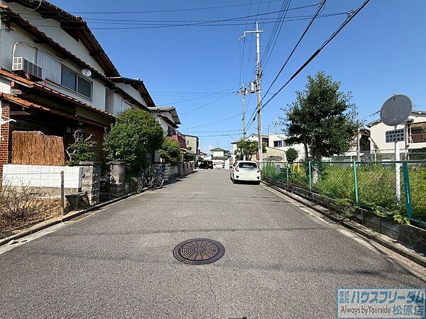 キッズルーム・駐車場完備！