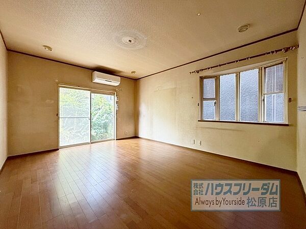 居間/リフォームのご相談も承っております♪