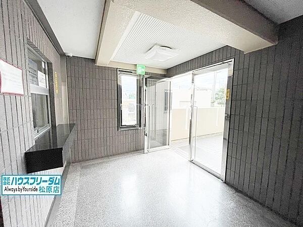 エントランス