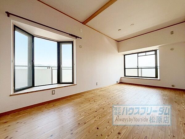 2面採光の明るいお部屋は子供部屋にぴったりです。