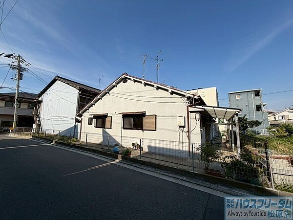 松原市立高見の里小学校まで徒歩10分！