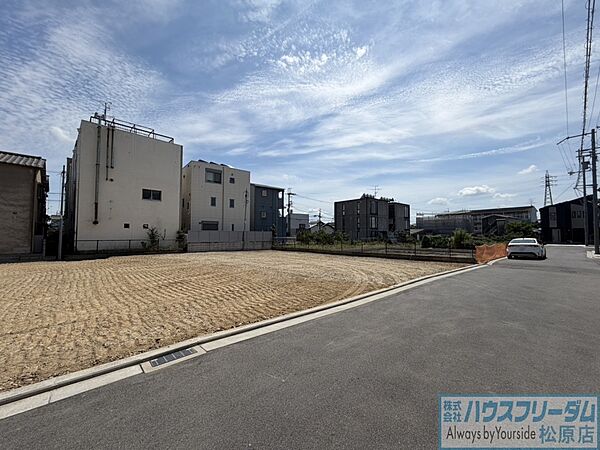 松原市立高見の里小学校まで徒歩10分！