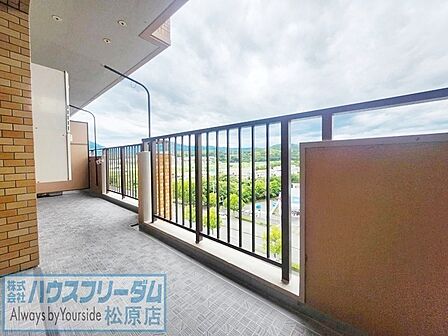南・北両面バルコニー