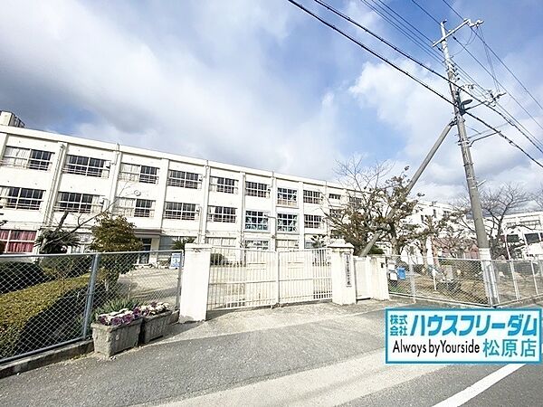 富田林市立第二中学校