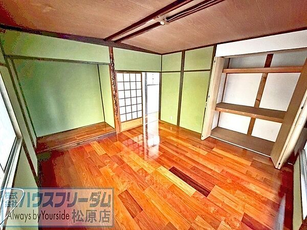 2階8帖洋室　※写真は入居前に撮影したものです