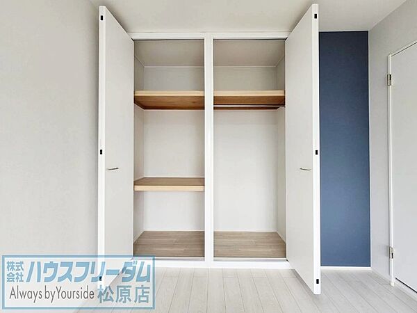 5.4帖洋室・収納