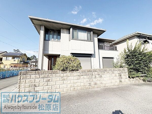 通勤や通学、お出かけの際にも便利な立地