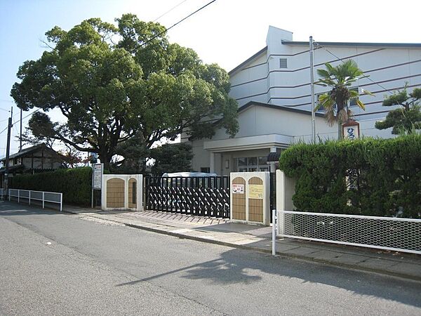 羽曳野市立西浦小学校