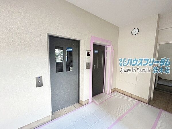 エレベーターは2基ございます！
