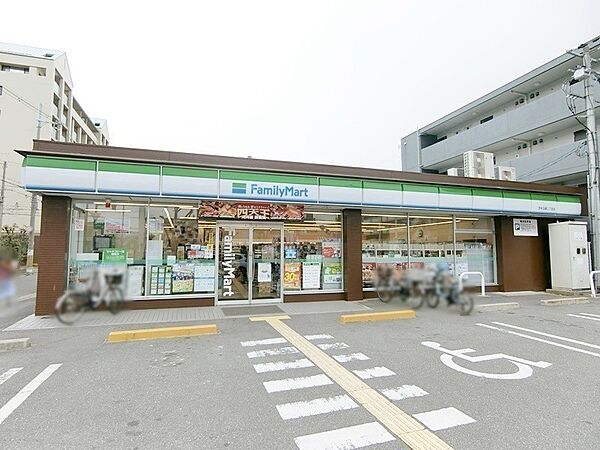 ファミリーマート茨木玉櫛二丁目店