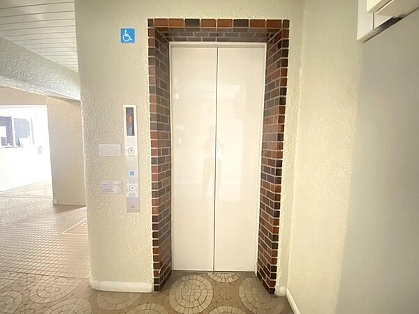エレベーター