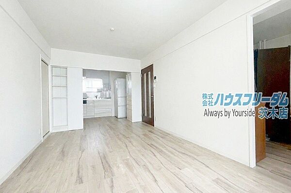 ※AIによる家具等の物消し加工あり
