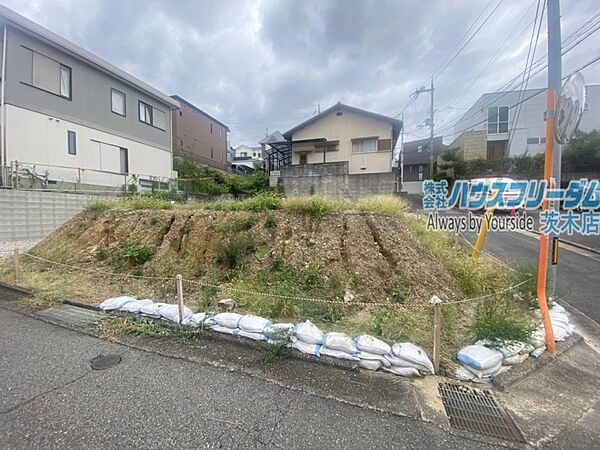 外観：327002973937