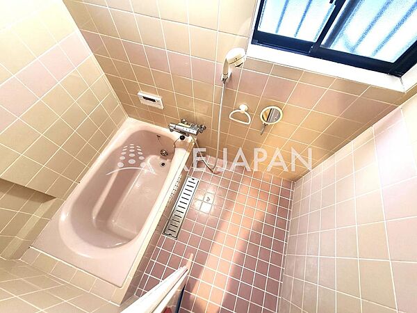 ２０２６年３月に給湯器新調しております(^^♪