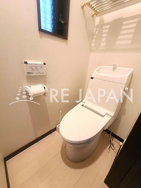こちらは１階のトイレです♪トイレは１階と２階の二カ所にございます♪