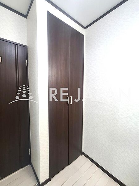 洗面脱衣室にも収納がございます(^^♪