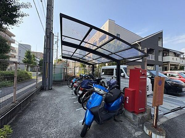 ○バイク置場です♪