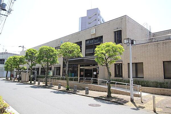 江北保健センター 690m