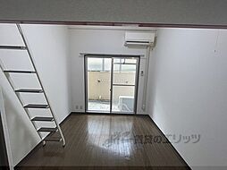 近鉄奈良線 生駒駅 徒歩7分の賃貸マンション 1階1Kのリビング/ダイニング