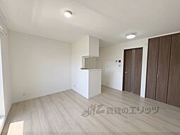 アールコート枚方東田宮 301 3階ワンルームのリビング/ダイニング