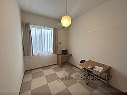 JR片町線(学研都市線) 藤阪駅 徒歩13分の賃貸アパート 2階1Kのリビング/ダイニング