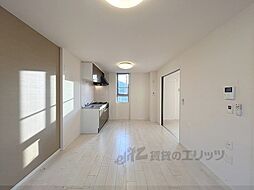 Ｐｏｉｒｅ東生駒 2階1LDKのリビング/ダイニング