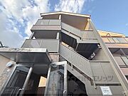 寝屋川市駅より徒歩15分 3階 築26年8ヶ月の賃貸物件