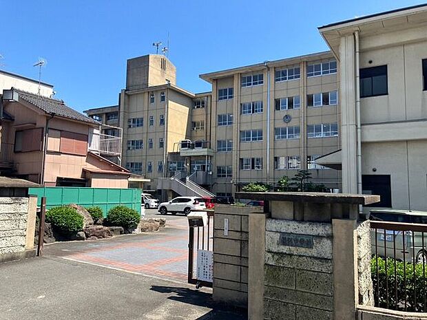 稲沢中学校 1380m