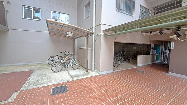 毎日の通勤・通学に便利な駐輪場を完備しています。