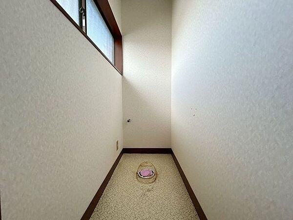 【トイレ】1階と2階のトイレは新品に交換いたします。