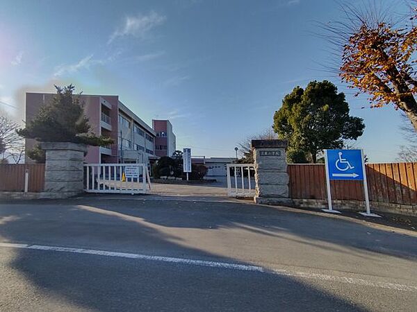 【小学校】深谷市立花園小学校まで約1400m（徒歩約18分）。通学路での話が弾みそうですね。