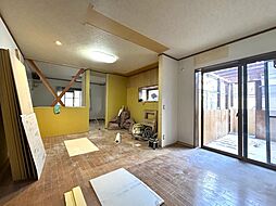 岡谷市上の原　戸建て 6LDKのリビング/ダイニング