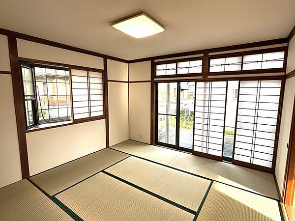 【リフォーム中/和室】リビング横にある和室は応接間として利用してもよさそうです。