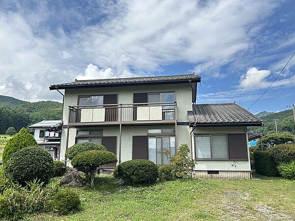 価格には消費税を含みます。自社物件につき随時ご案内可能。内覧希望の方はお電話ください。