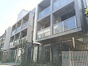 目黒駅より徒歩10分 3階 築16年6ヶ月の賃貸物件