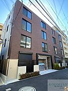 西新宿駅より徒歩3分 2階 築1年10ヶ月の賃貸物件